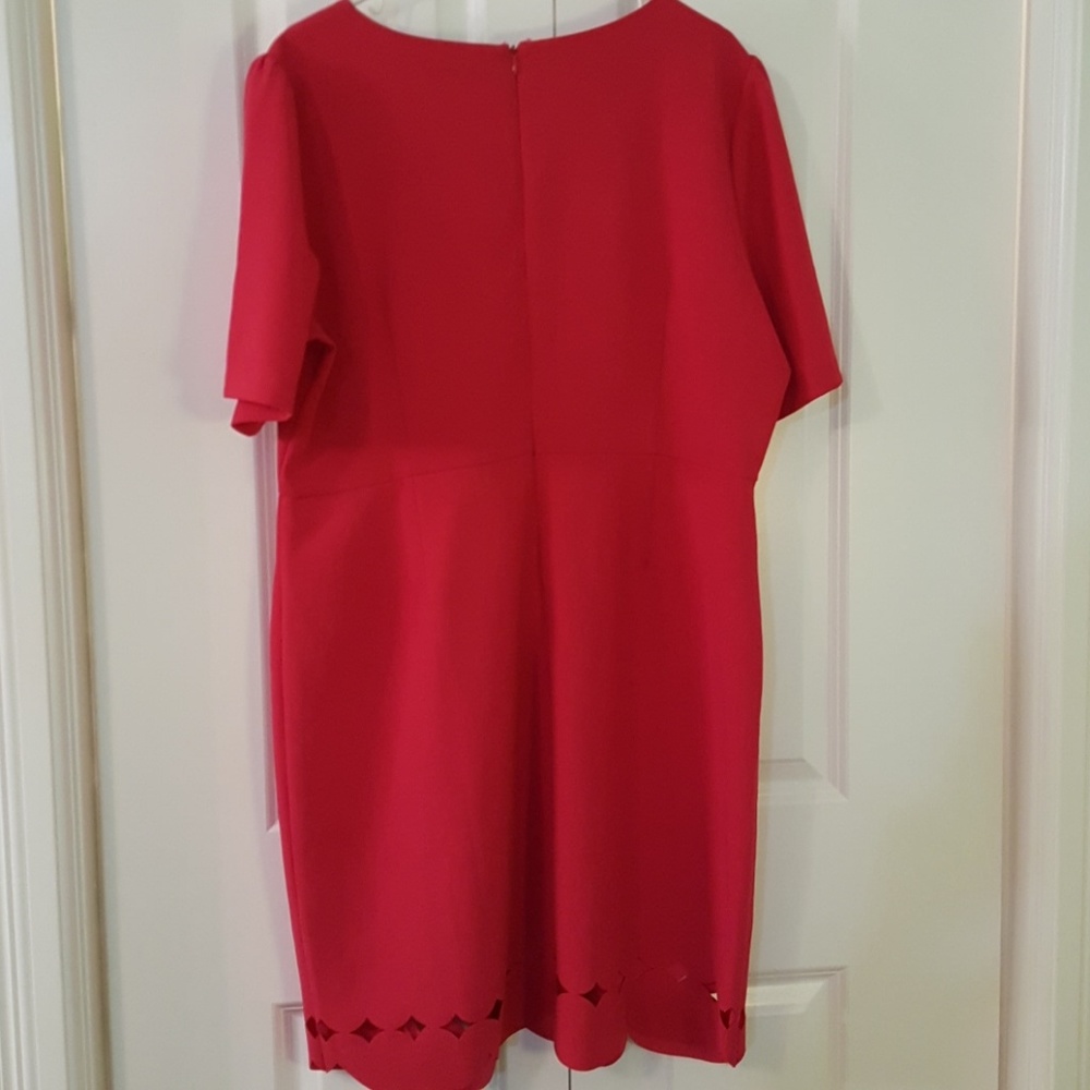 Adelyn Rae dress - Picture 2 of 3